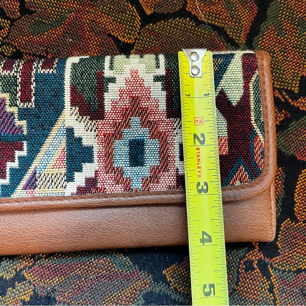 Boho Aztec/Tribal Patterned Wallet - Picture 10 of 11